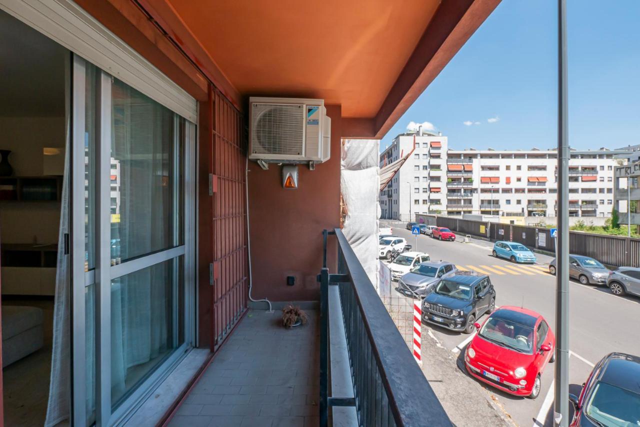 Ihost Luxury Apartment - Savona 112 Milan Bagian luar foto