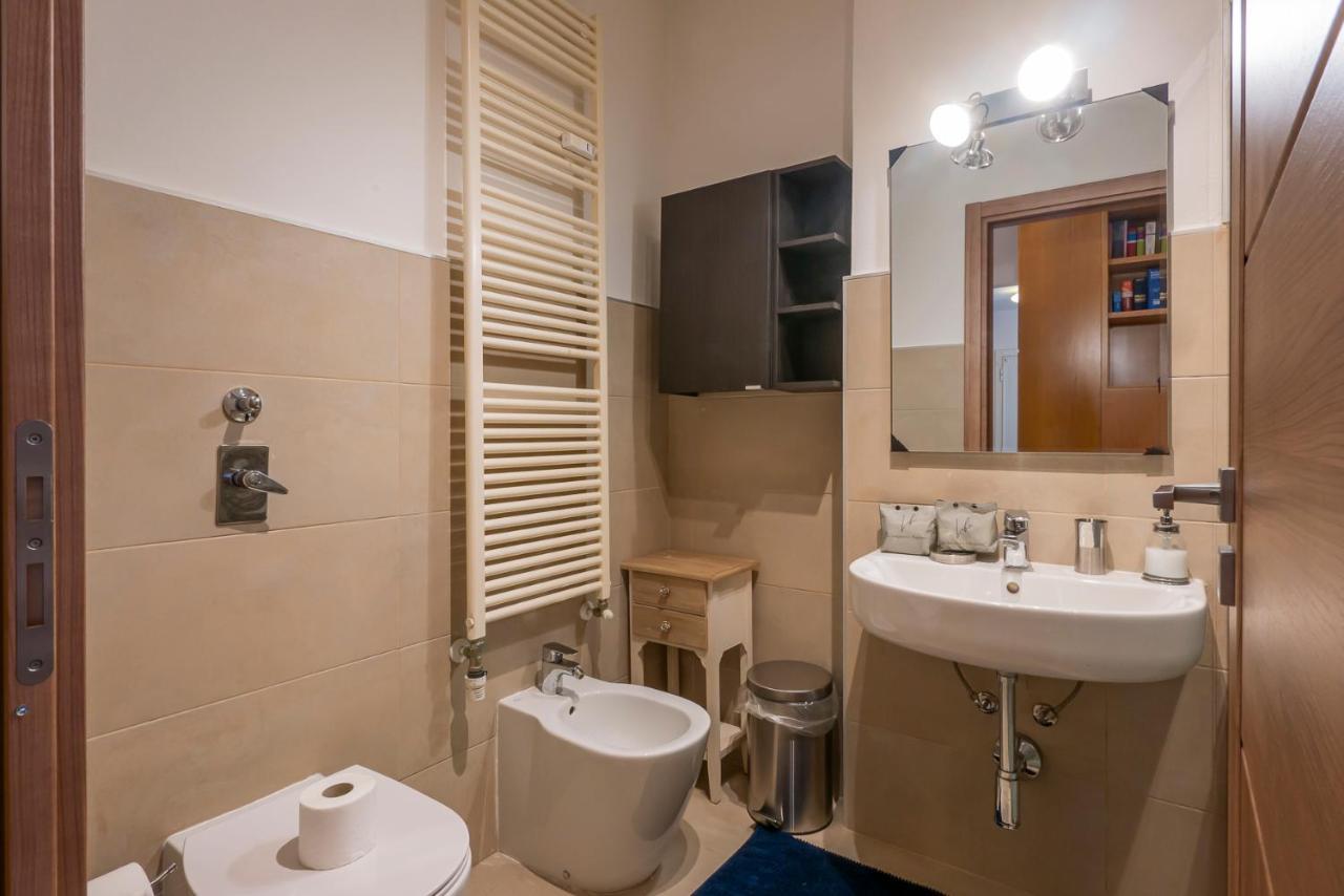 Ihost Luxury Apartment - Savona 112 Milan Bagian luar foto