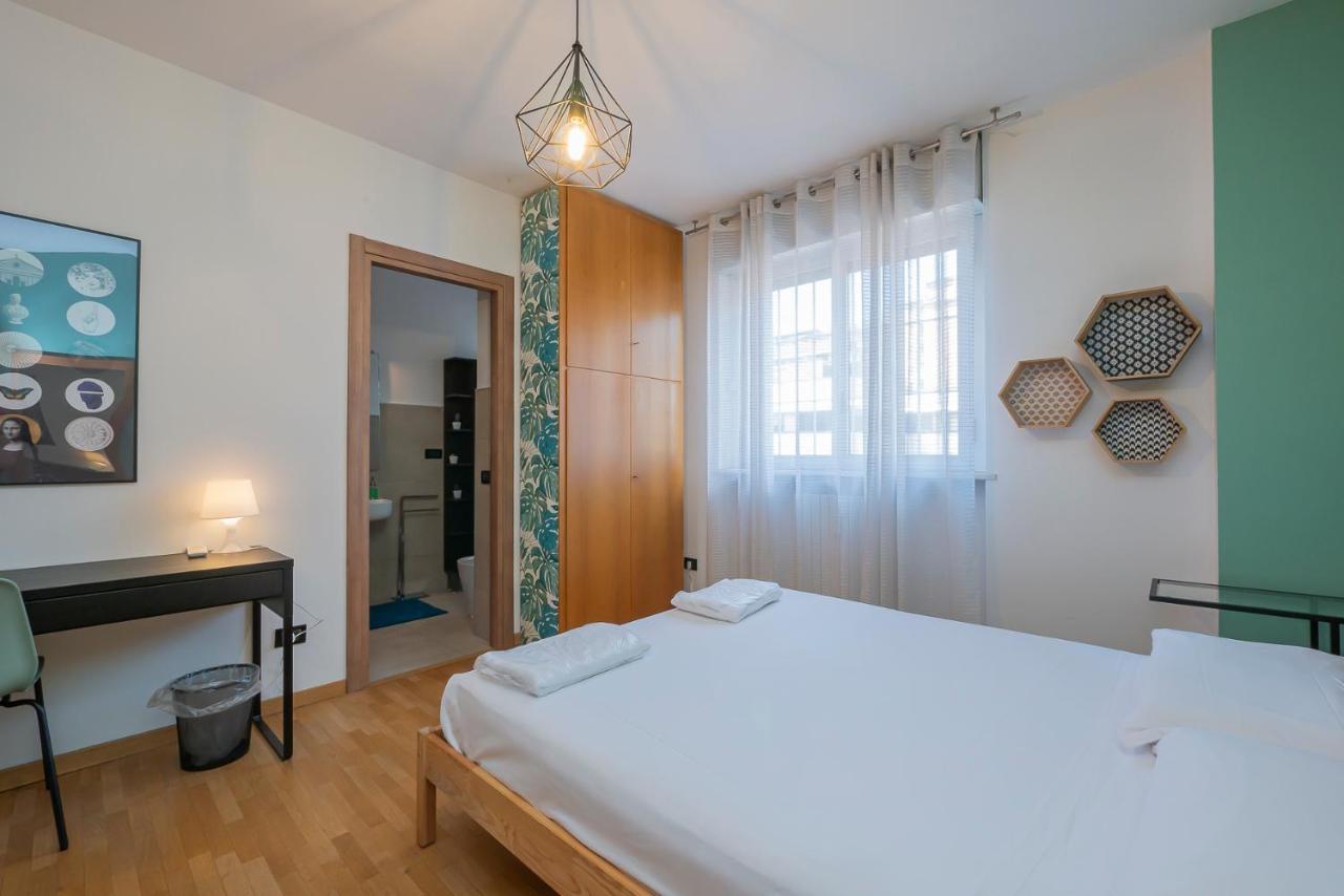 Ihost Luxury Apartment - Savona 112 Milan Bagian luar foto